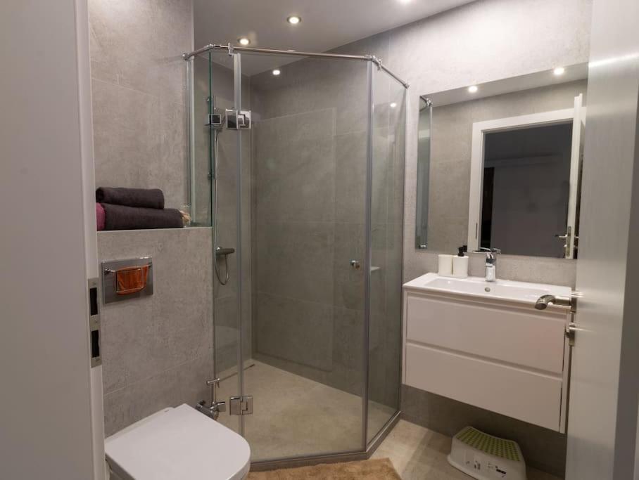 Georgi'S 1 Bedroom Quiet Apartment With Garage Sofia Exterior foto
