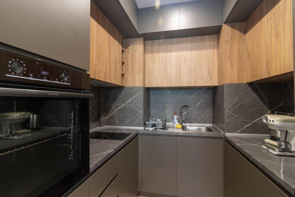 Georgi'S 1 Bedroom Quiet Apartment With Garage Sofia Exterior foto